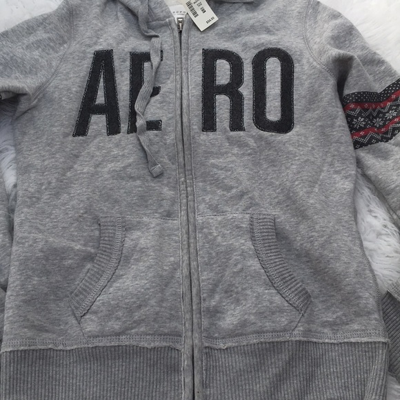 Aero zip up hoodie NWT - Picture 4 of 5
